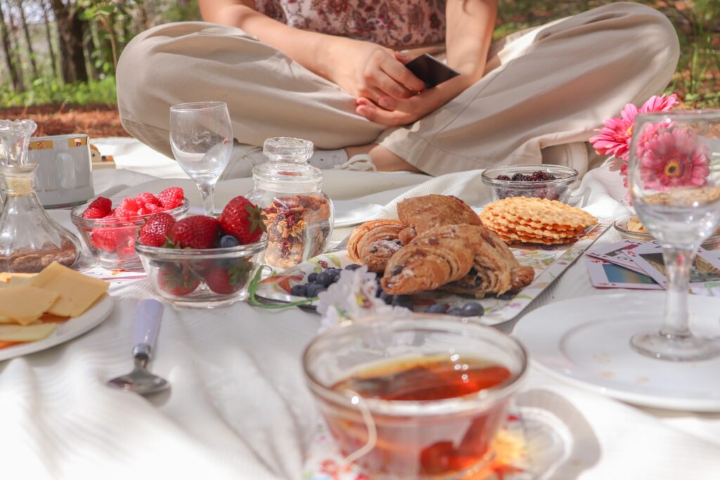 6 Picnic Aesthetic Tips: Nothing’s Better Than a Picnic